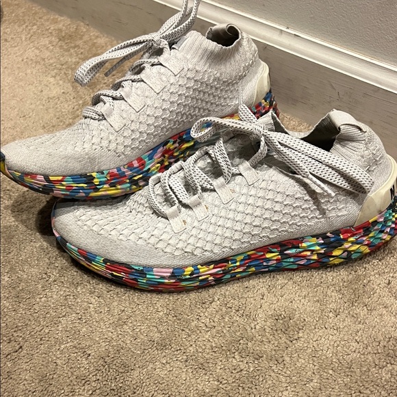 Colorful Sole Knit Sneakers - Picture 1 of 4